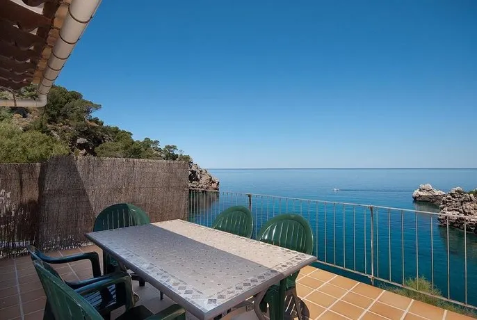 Ferienhaus 'Cala Deia' mit Meerblick, Wi-Fi und Klimaanlage - Image 1