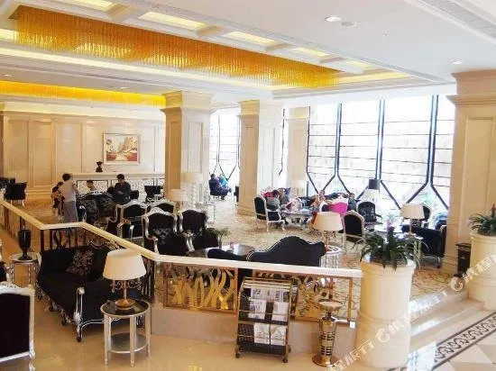 MaisonLee Hotel Fortune Square Longgang  Wenzhou - Image 1