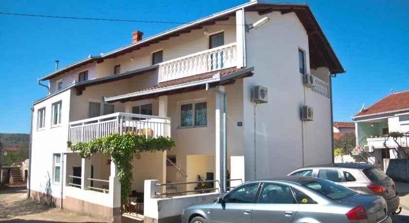 Pansion Luka - Image 1
