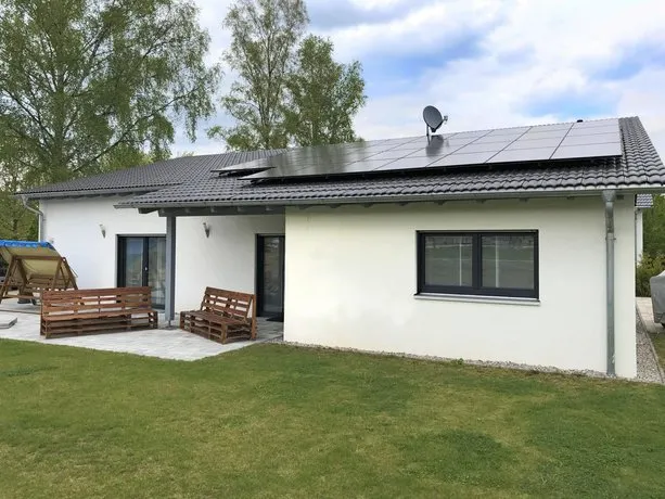 Holiday Home With Garden and Terrace in Bodenwöhr, in the Upper Palatinate Close to the Hammersee - Image 1