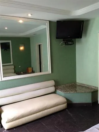 Ville Motel - Image 1