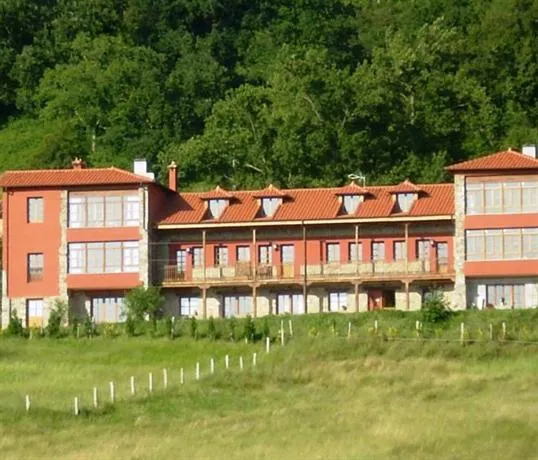 Escuelas De Fuentes - Image 1