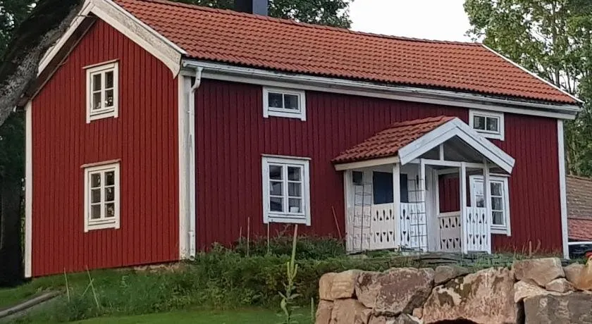1800-tals torp i landsbygd nära till allt - Image 1