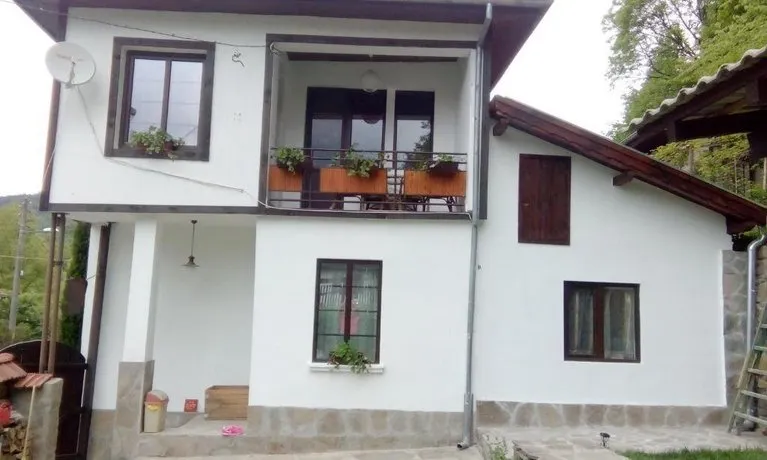 Diva Guest House - Image 1