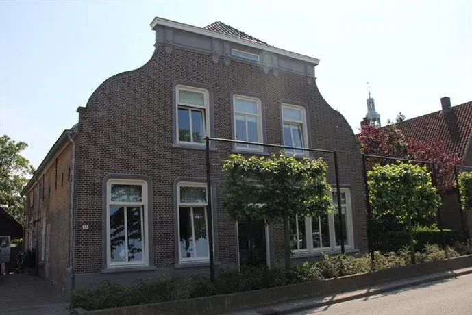 Pullens Pleintje - Image 1