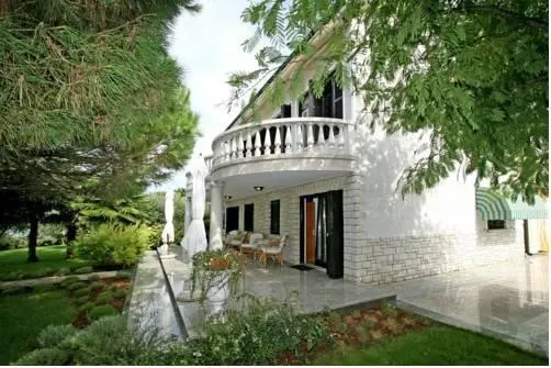Apartments Bella Vista - Image 1