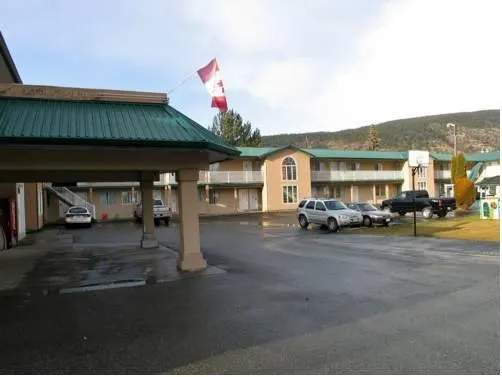 Intown Inn & Suites - Image 1