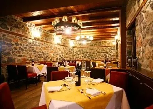 Gioras Hotel - Image 1