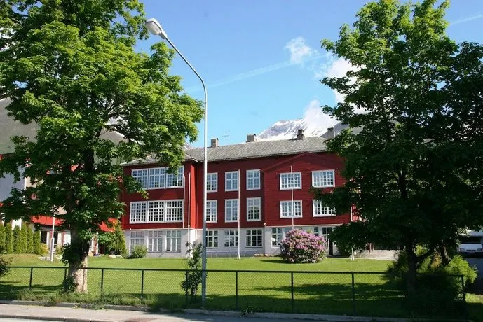Møre Folkehøgskule Sommerhotell - Image 1