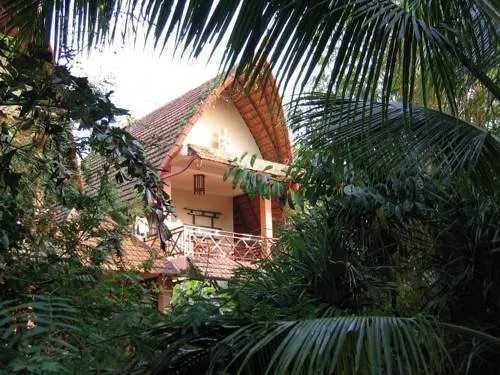 Snake House - Image 1