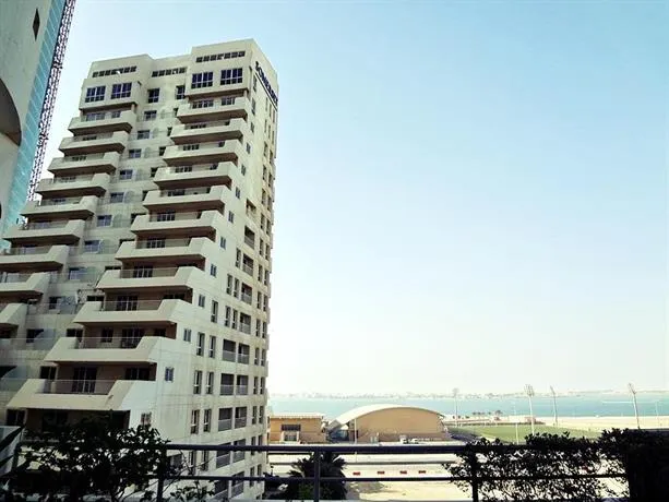 Fortune Plaza By Aaa Homes Hotel - Image 1