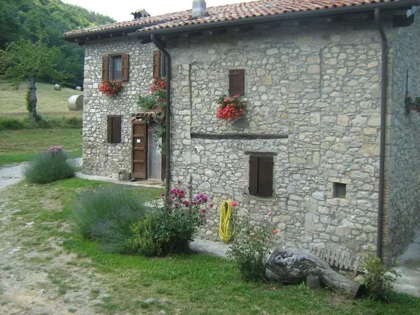 La Piana Dei Castagni - Image 1