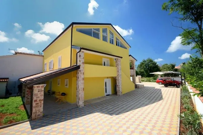Apartments Villa Mimi - Image 1