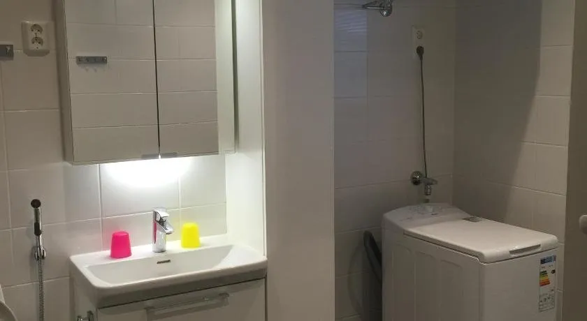 Sunshine Apartment - Image 1