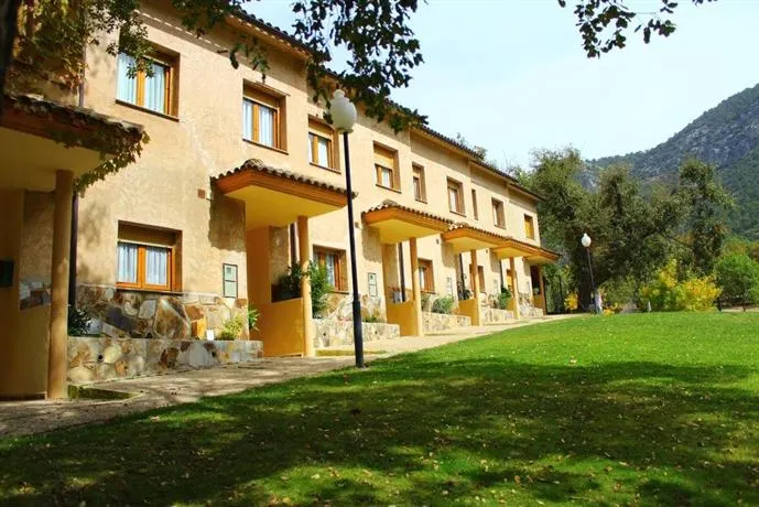 Residencial Los Robles - Image 1