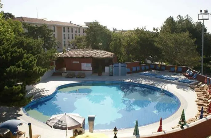 Gural Harlek Thermal Resort - Image 1
