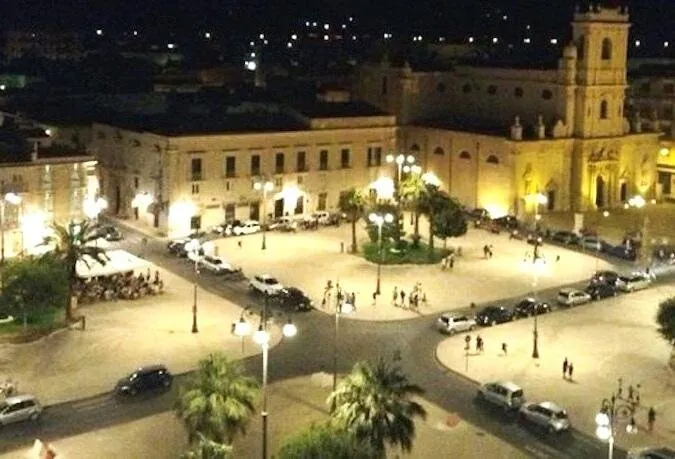 Avola Holidays - Image 1