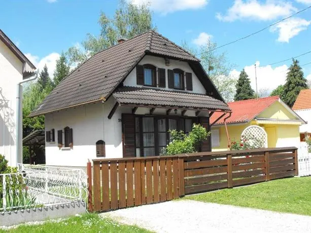 DreamHouse - Image 1