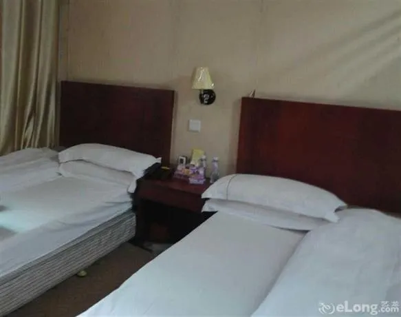 Small Inn Hotel Fuhua - Shenzhen - Image 1