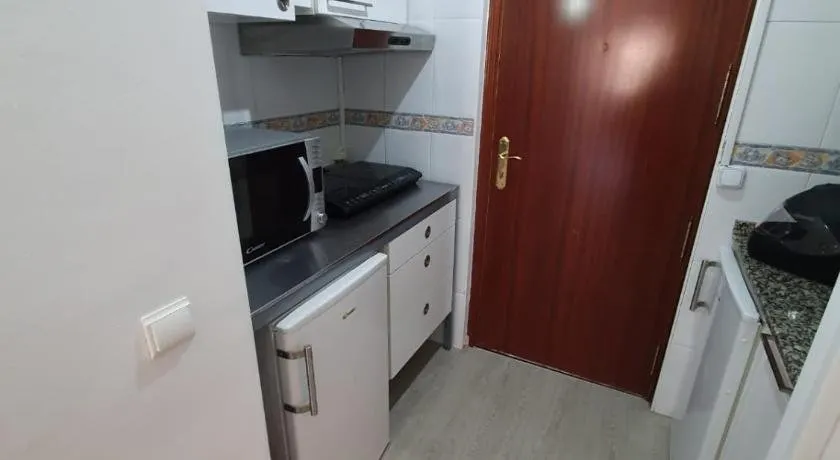 Piscinas - Wifi - Fire Stick Amazon - 10 min Playa - 5 min Centro - Recien reformado - Image 1