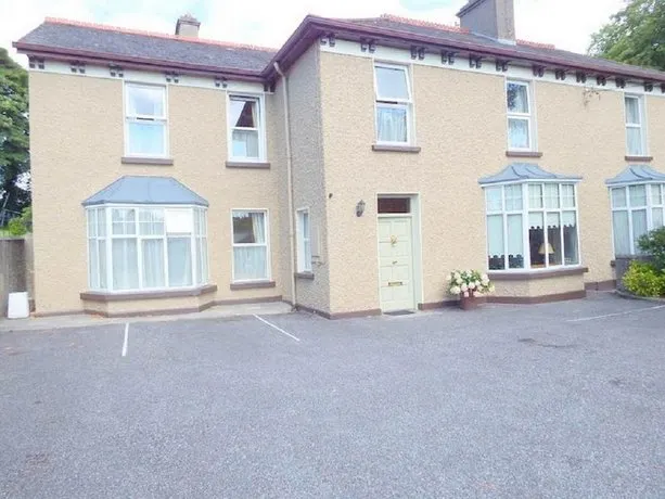 Carraig Rua - Image 1