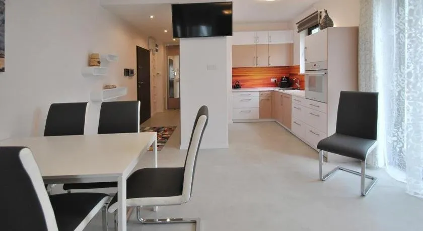 Apartment MiAMar in Rogowo with Furnished Terrace and Parking by Noclegi Renters - Image 1