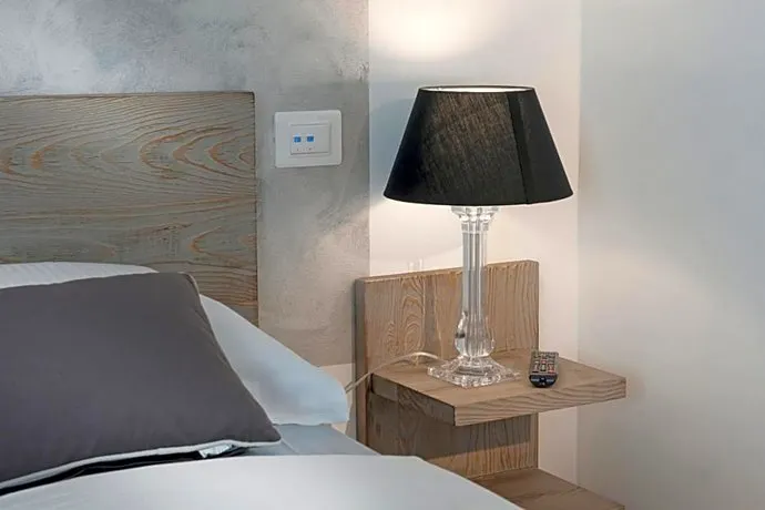 Le Suites - Image 1