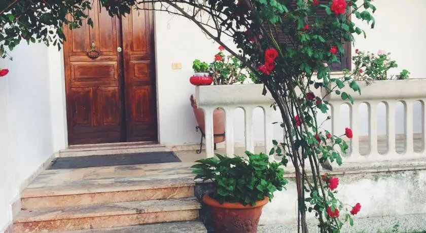 Villa La Perla - Image 1