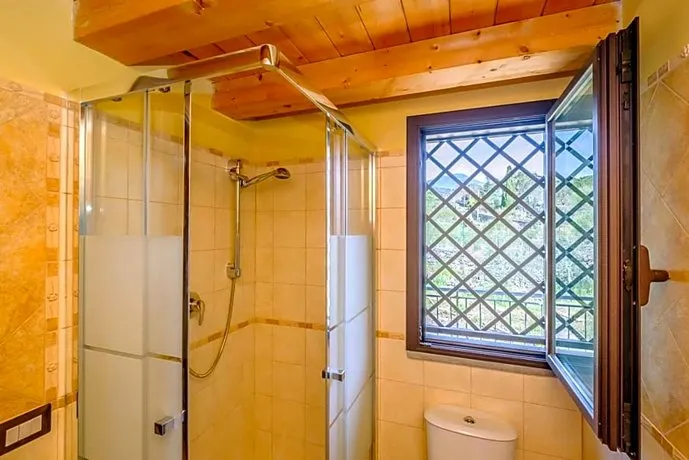 Etna Country Home - Image 1