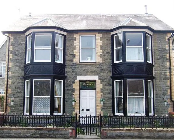 Maindee Cottage - Image 1
