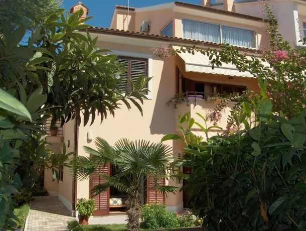 Apartments Villa Brigita - Image 1