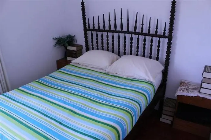 Fernando Guest House - Image 1