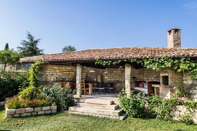 Villa Vita - with private swimming pool - Image 1