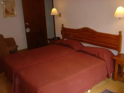 Apartaments L'Orri - Image 1