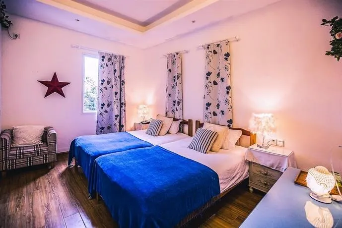 Roma Inn - Image 1