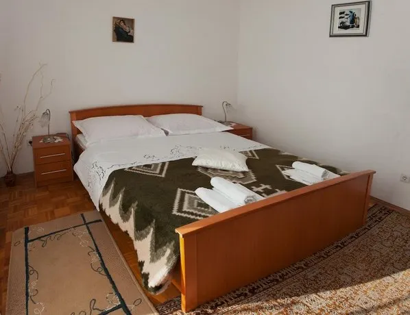 Apartments Frane Podstrana - Image 1