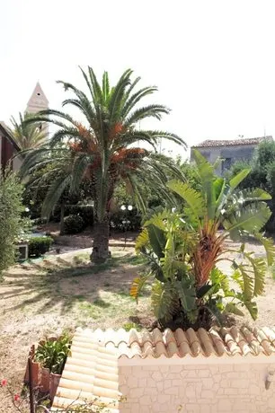 Casa Galez Bed & Breakfast - Image 1