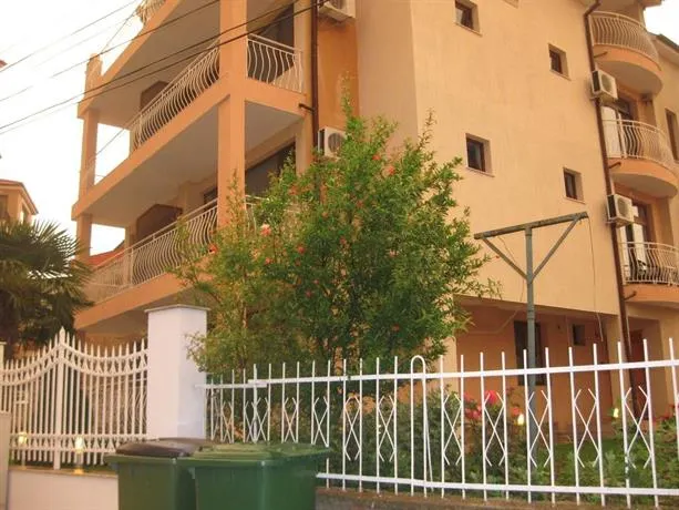 Guesthouse Opal - Image 1