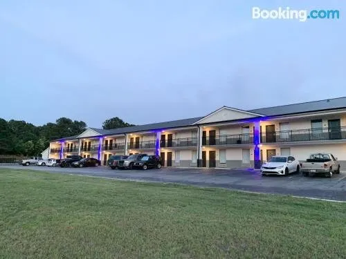 Western Inn Carrollton - Image 1