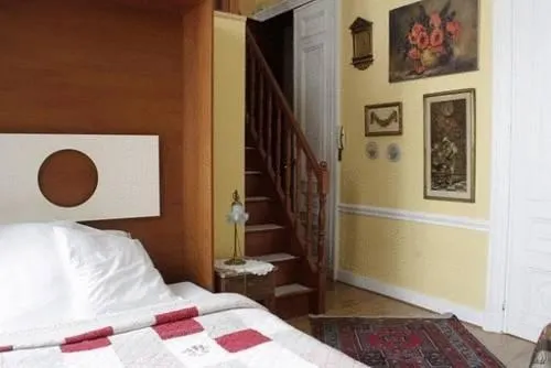 Hotel Les Bluets - Image 1