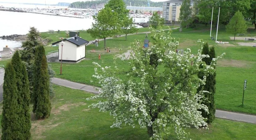 Holmestrand Fjordhotell - Image 1