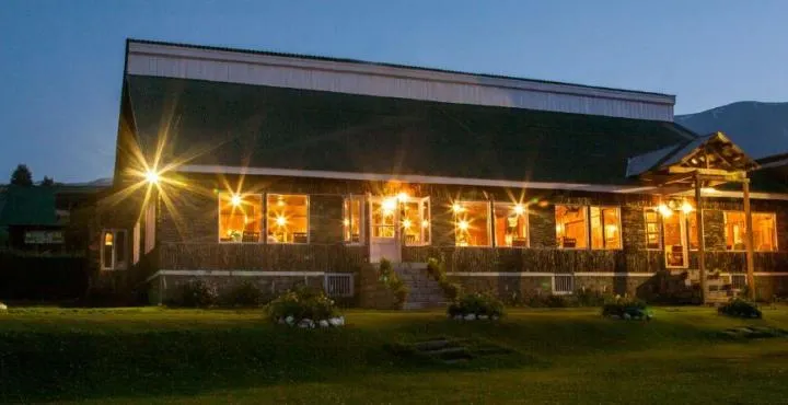 Nedous Hotel Gulmarg - Image 1