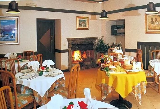 Hotel Cristall - Image 1