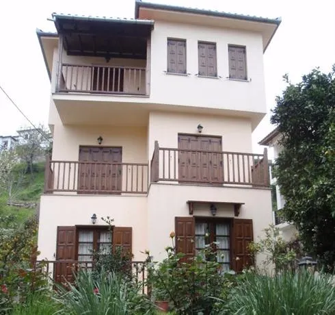 Melifilos Guesthouse - Image 1