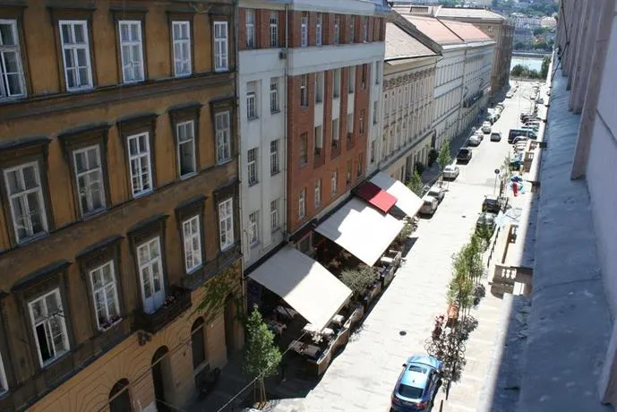 Marcello Apartment - Image 1