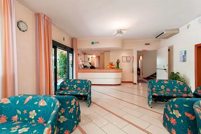 Hotel Joli - Image 1