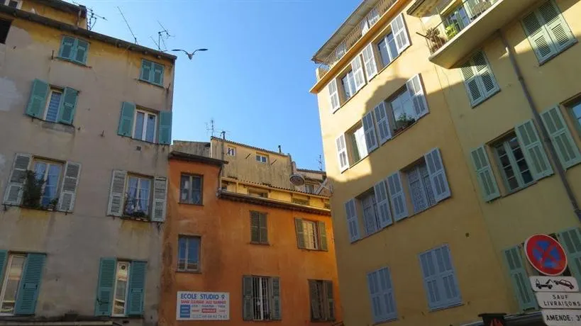 Saint Franois Apartment - Image 1