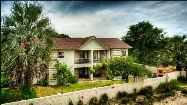 Peo Luxury Apartments - Image 1