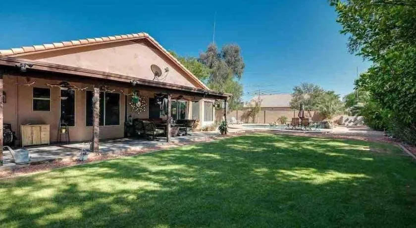 Route 66 Oasis in Downtown Gilbert with Heated Pool & Mini Golf - Image 1