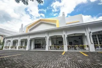 Airy Alun Alun Malang Basuki Rachmat 1 - Image 1
